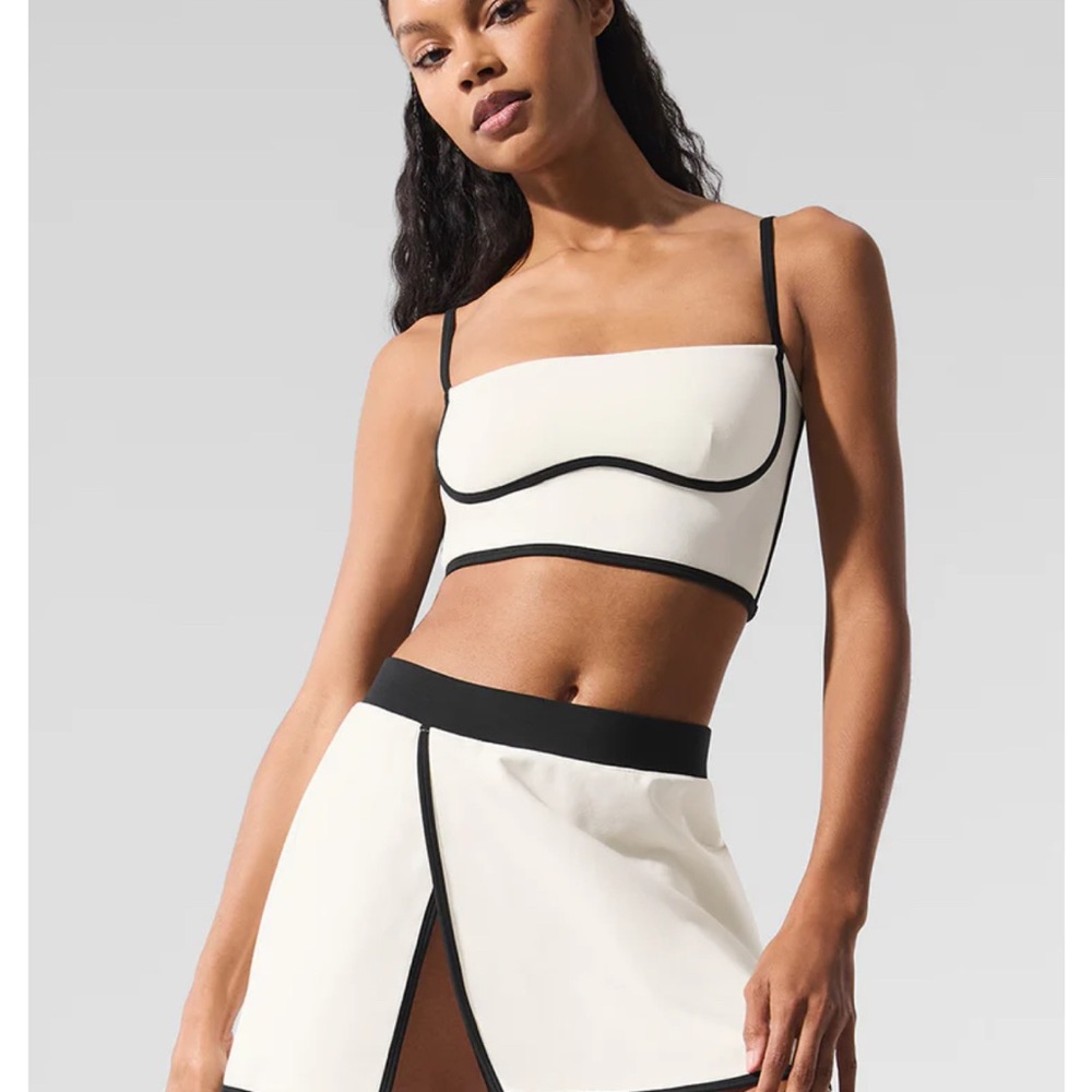 Alo Stylish Black and White Two-Piece Set